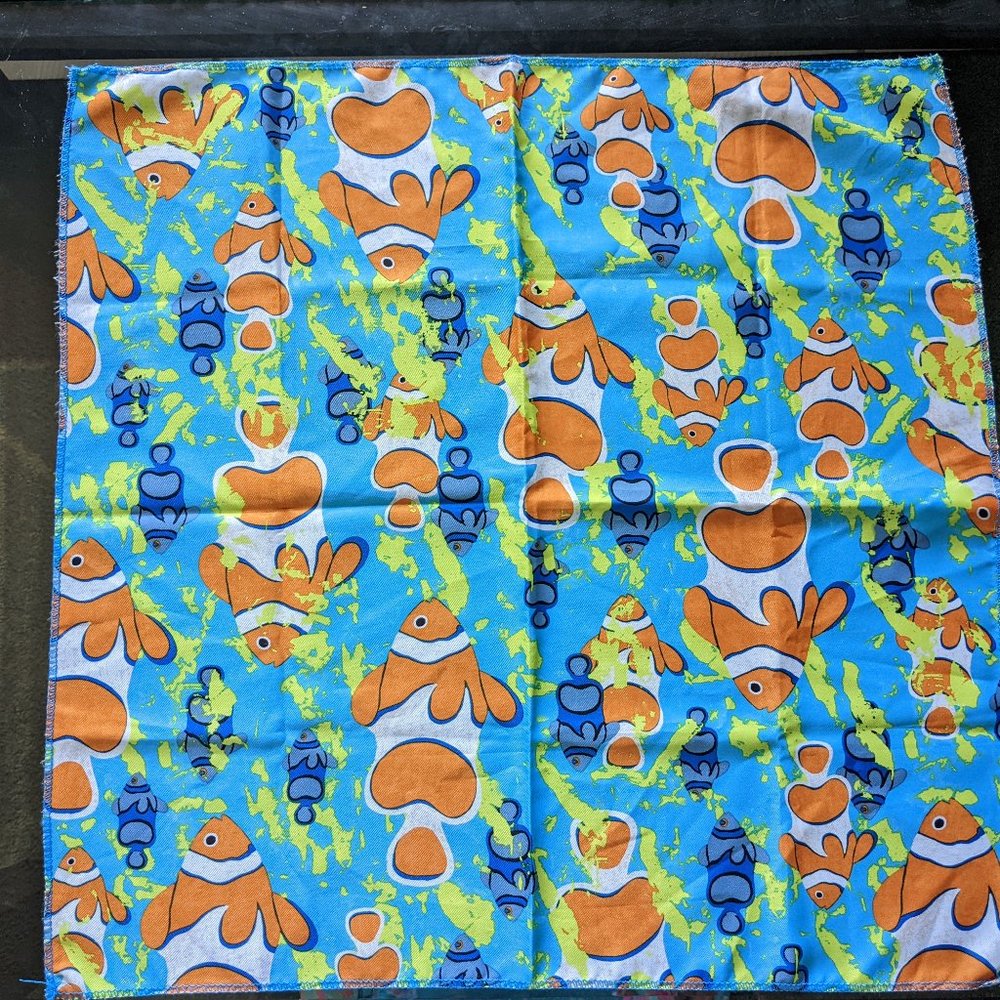 Lush Knot Wrap Clown Fish
